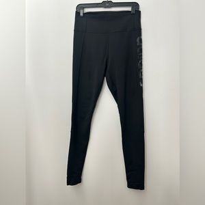 Adidas Climalite Yoga pants w mesh on calf-ankle design